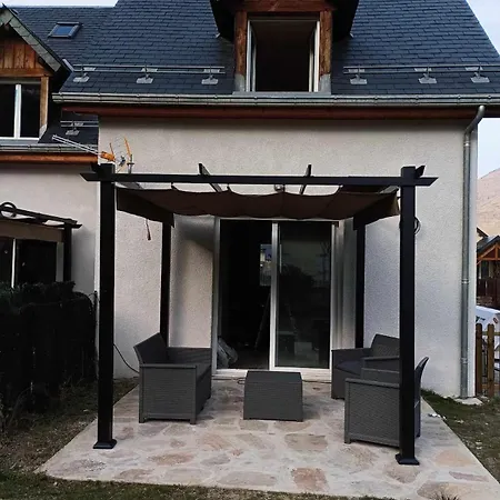 Les Trois Chalets - Jardin Terrasse 7 Personnes - Saint Mamet Luchon Exterior photo